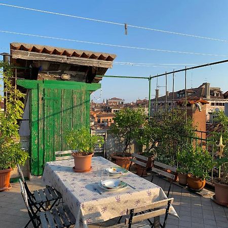 Regina - Romantic Studio Near Rialto Venesia Bagian luar foto